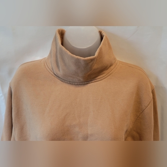 ABERCROMBIE & FITCH Soft A&F Collection Mock Neck Crew Top, size small, beige - Picture 2 of 8
